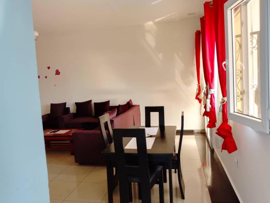 Residence Rosalie Yaoundé Εξωτερικό φωτογραφία