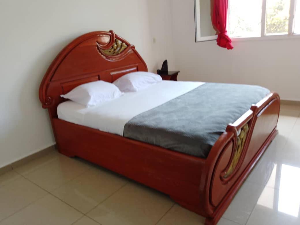 Residence Rosalie Yaoundé Εξωτερικό φωτογραφία
