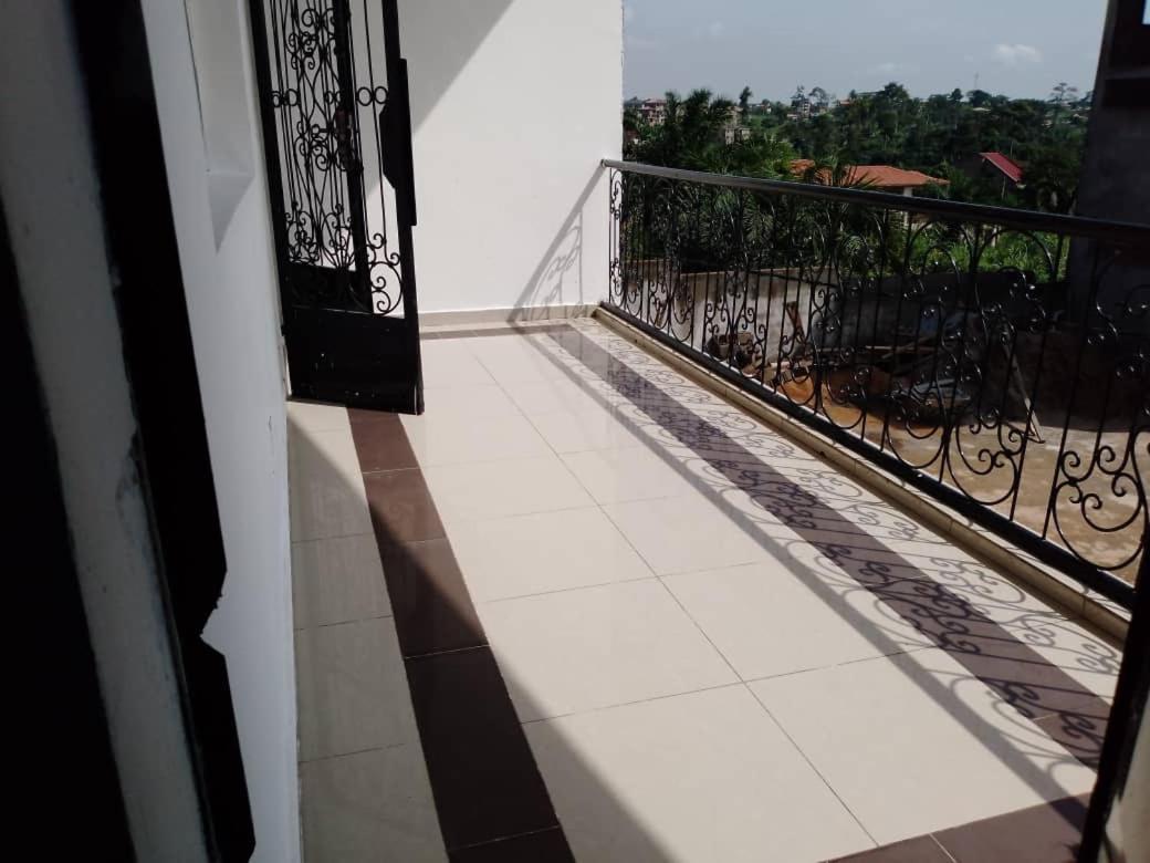 Residence Rosalie Yaoundé Εξωτερικό φωτογραφία