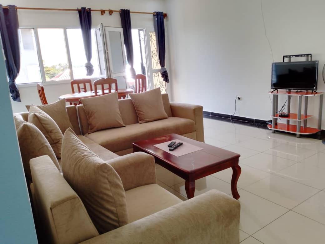 Residence Rosalie Yaoundé Εξωτερικό φωτογραφία