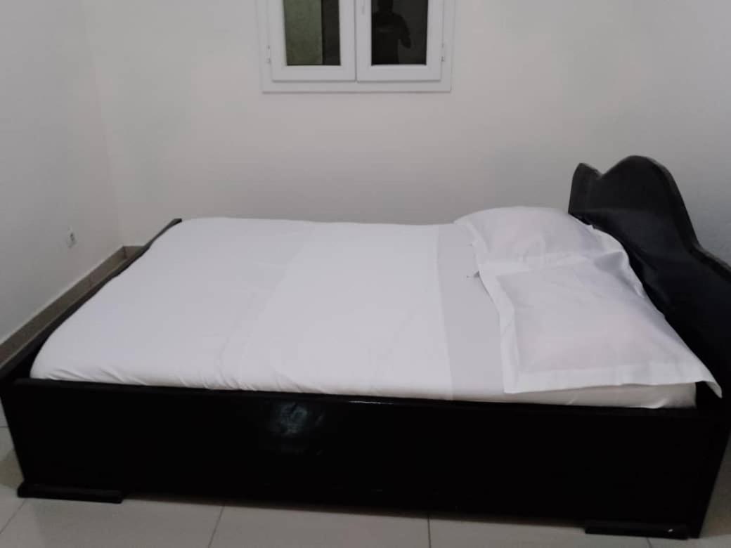 Residence Rosalie Yaoundé Εξωτερικό φωτογραφία