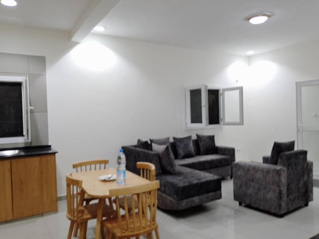 Residence Rosalie Yaoundé Εξωτερικό φωτογραφία