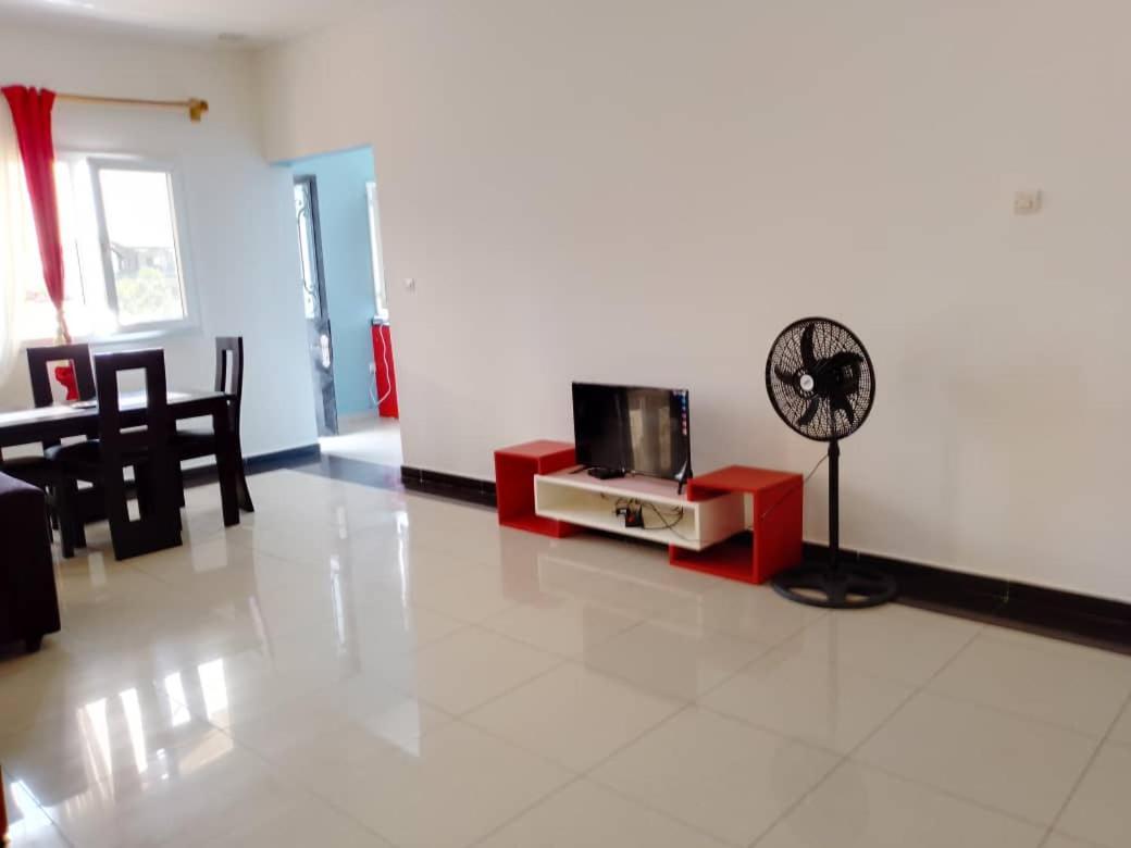 Residence Rosalie Yaoundé Δωμάτιο φωτογραφία