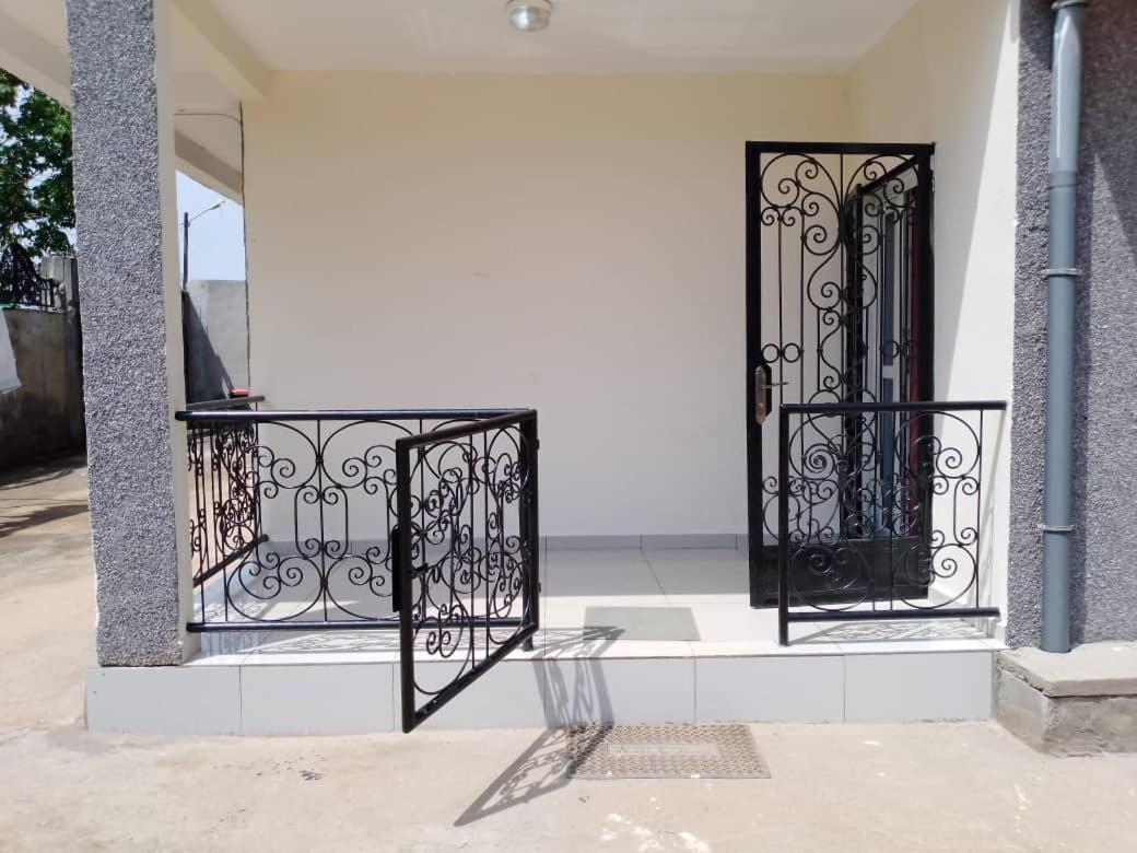 Residence Rosalie Yaoundé Δωμάτιο φωτογραφία