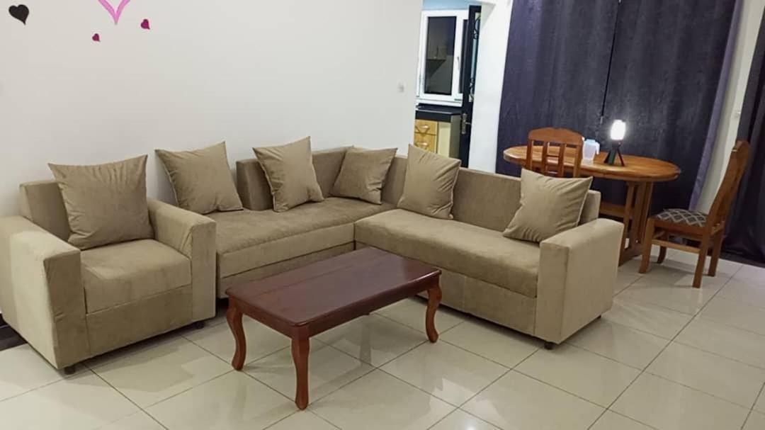 Residence Rosalie Yaoundé Δωμάτιο φωτογραφία