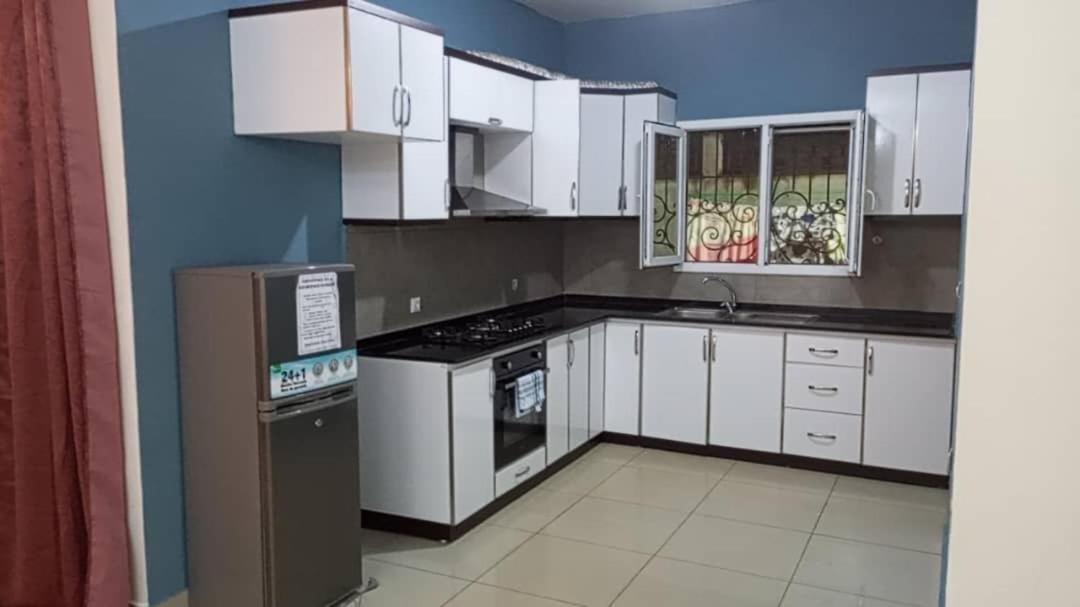Residence Rosalie Yaoundé Δωμάτιο φωτογραφία